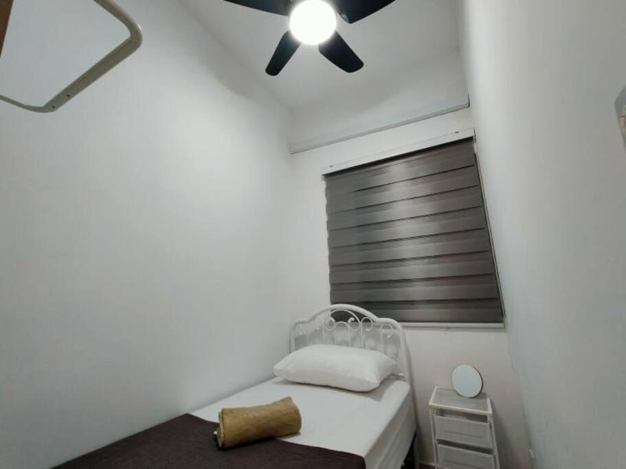 Ss Condostay Residensi Lili, Nilai Nearby Klia, Usim - Infinity Pool, Wifi, Smart Tv Buitenkant foto